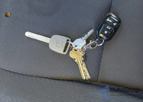 2009 Honda Cr-V Lx z USA, uszkodzony, nr VIN JHLRE483X9C018602